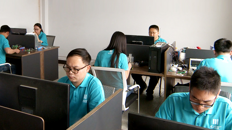 專注技術研發 專注技術研發